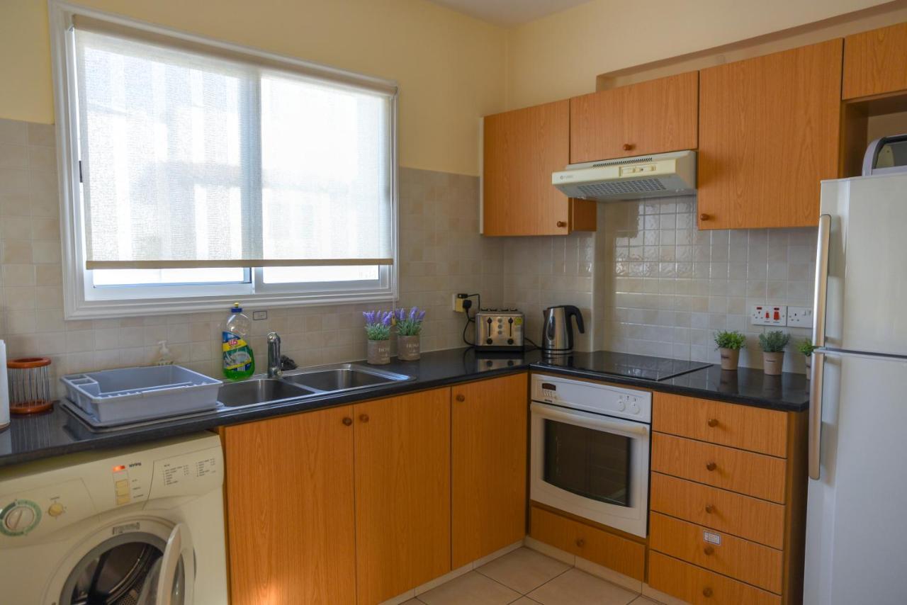 Melania Gardens Apartment 2 Пафос Экстерьер фото